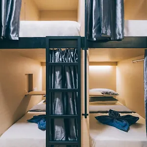  Kapselhotell Wanderloft Capsule Singapore